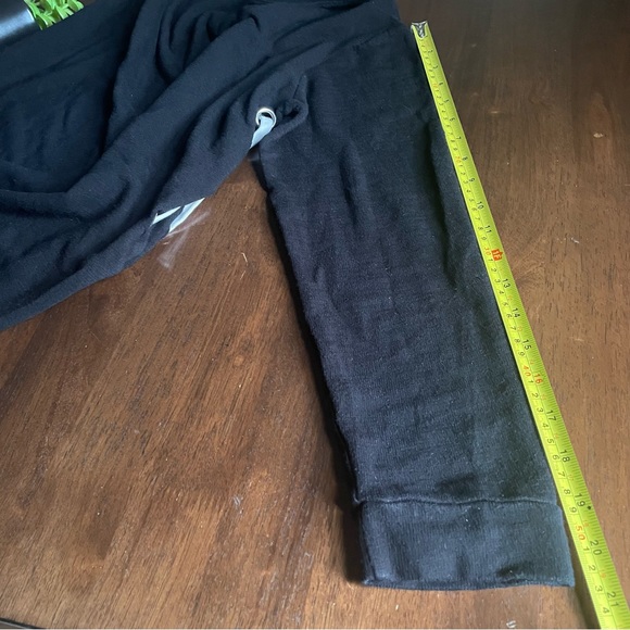 Monrow Mommy Maternity Side Lace Up Long Sleeve Sweatshirt In Black Size Medium - Picture 2 of 9